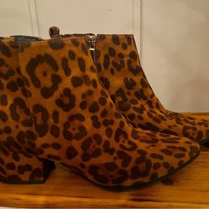 Leopard Print Booties size 8
